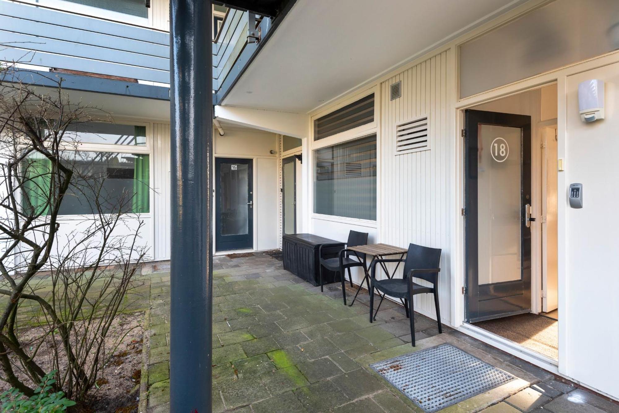 De Schelp 18, Garden & Free Parking
